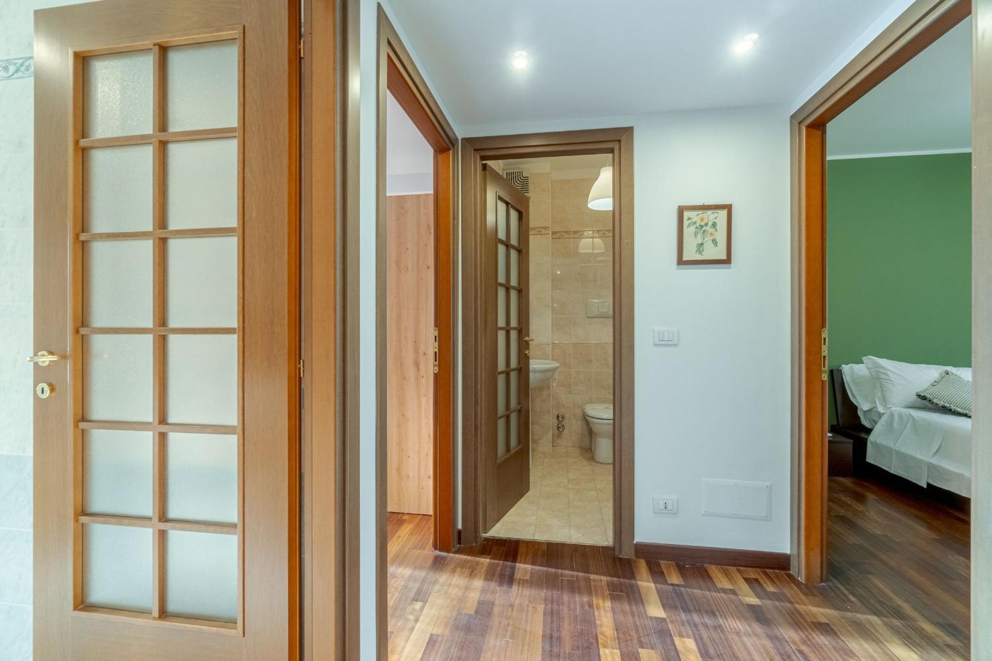 Crocetta Residence! Modern & Roomy Flat *